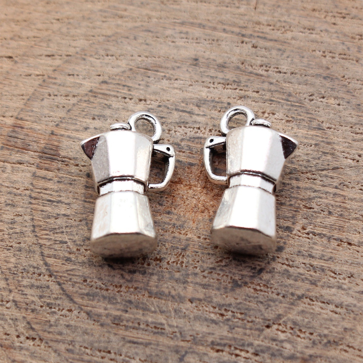 Vintage Fashion Stores - 20개 15x10x6.9mm(0.59x0.39x0.27inch) 앤틱 실버 컬러 3D