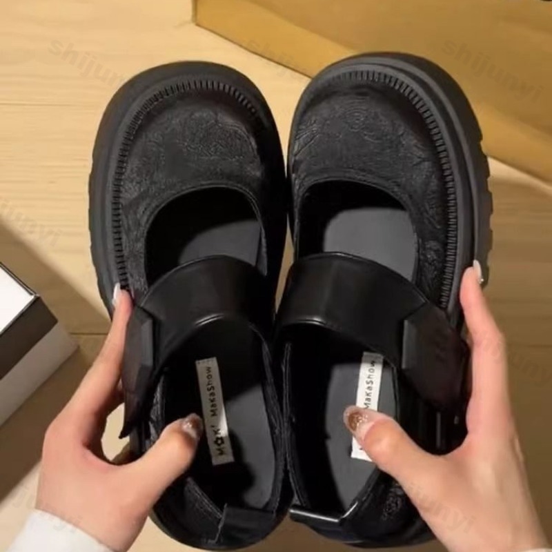 청키 여성 메리 제인 슈즈 2026 봄 빈티지 하이힐  - Vintage Outdoor Fashion 리뷰 및 가격